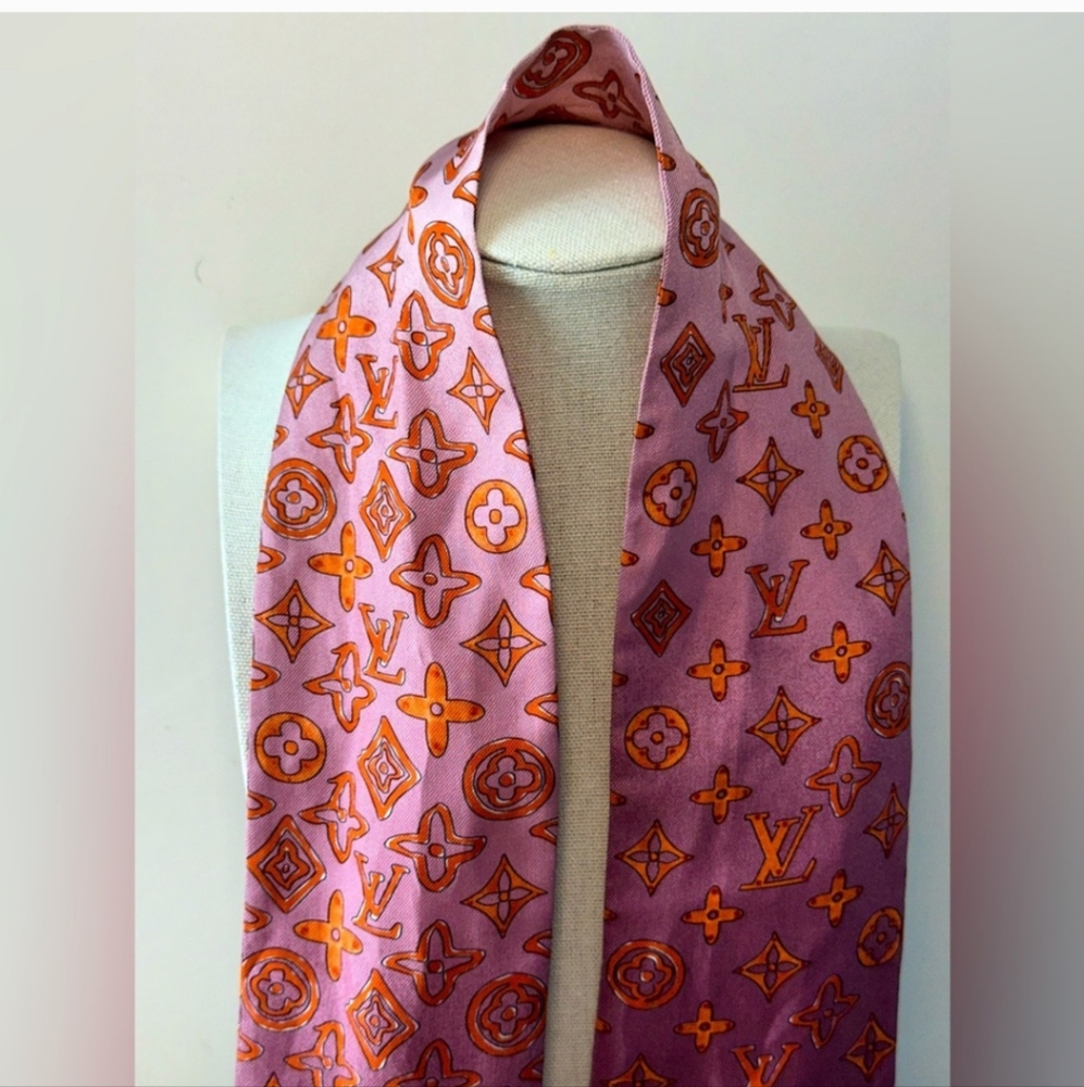 LOUIS VUITTON Bandeau/Bag Scarf - Silk Monogram Map Orient - Picture 3 of 9